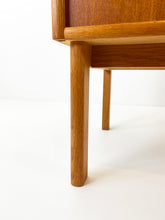 Afbeelding in Gallery-weergave laden, Børge Mogensen Wandkast