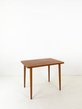 Afbeelding in Gallery-weergave laden, Bijzettafeltje