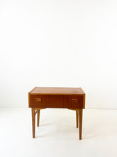 Afbeelding in Gallery-weergave laden, Nachtkastje