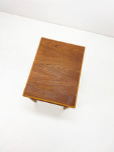 Afbeelding in Gallery-weergave laden, Teak Vintage Nachtkastje