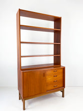 Afbeelding in Gallery-weergave laden, Teak Wandkast