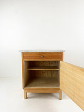 Afbeelding in Gallery-weergave laden, Kastje Met Marmer Blad