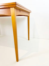 Afbeelding in Gallery-weergave laden, Eettafel