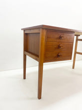 Afbeelding in Gallery-weergave laden, Vintage Teak Bureau