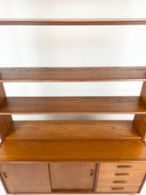 Afbeelding in Gallery-weergave laden, Scandinavische Teak Wandkast