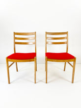 Afbeelding in Gallery-weergave laden, Rood Gestoffeerde Stoel