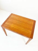 Afbeelding in Gallery-weergave laden, Teak Salontafel