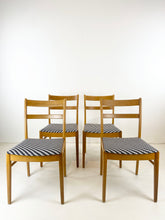 Afbeelding in Gallery-weergave laden, 4 Eetkamerstoelen