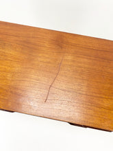 Afbeelding in Gallery-weergave laden, Deens Teak Ladekast / Commode