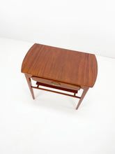 Load image into Gallery viewer, <transcy>Side Table </transcy>