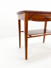 Load image into Gallery viewer, <transcy>Side Table </transcy>