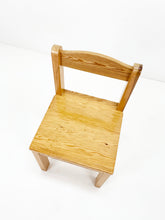 Afbeelding in Gallery-weergave laden, Kinderstoeltje