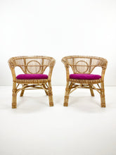Afbeelding in Gallery-weergave laden, Rotan Vintage Stoelen (set van 2)