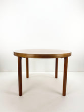 Afbeelding in Gallery-weergave laden, Ronde Teak Eettafel