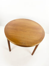 Afbeelding in Gallery-weergave laden, Ronde Teak Eettafel