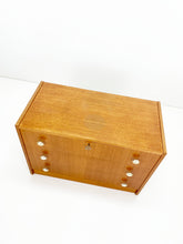 Afbeelding in Gallery-weergave laden, Teak Ladekastje