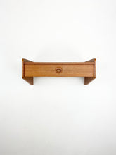 Afbeelding in Gallery-weergave laden, Wandkastje / Wandplank
