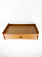 Afbeelding in Gallery-weergave laden, Wandkastje / Wandplank