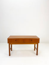 Afbeelding in Gallery-weergave laden, Teak Bijzettafel / Bijzetkastje