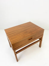 Afbeelding in Gallery-weergave laden, Vintage Nachtkastje