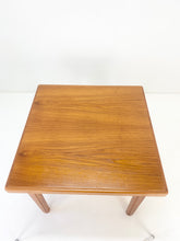 Afbeelding in Gallery-weergave laden, Teak Salontafel