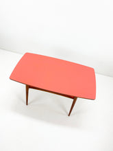 Afbeelding in Gallery-weergave laden, Roze Salontafel