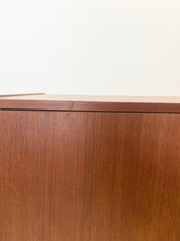 Afbeelding in Gallery-weergave laden, Teak Dressoir