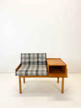 Afbeelding in Gallery-weergave laden, Teak Halkastje / Bankje