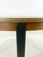 Afbeelding in Gallery-weergave laden, Ronde Teak Eettafel