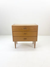 Afbeelding in Gallery-weergave laden, Eiken Vintage Ladekast