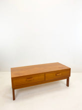 Load image into Gallery viewer, Laag Teak Kastje / TV Meubel
