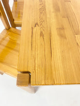 Afbeelding in Gallery-weergave laden, Ilmari Tapiovaara Eettafel Met 4 Stoelen voor Laukaan Pu (Set)
