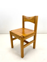 Afbeelding in Gallery-weergave laden, Ilmari Tapiovaara Eettafel Met 4 Stoelen voor Laukaan Pu (Set)