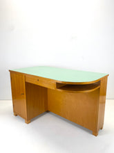 Afbeelding in Gallery-weergave laden, Zweedse Vintage Bureau