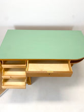 Afbeelding in Gallery-weergave laden, Zweedse Vintage Bureau