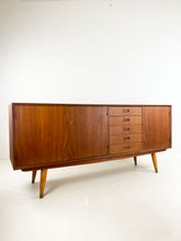 Afbeelding in Gallery-weergave laden, Teak Dressior