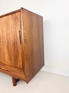 Ærthøj Jensen & Mølholm Herning Palissander Dressoir