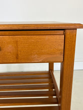 Afbeelding in Gallery-weergave laden, Vintage Nachtkastjes (set van 2)
