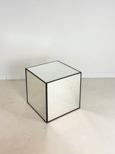 Afbeelding in Gallery-weergave laden, Vintage Ikea Mirror Table
