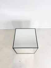 Afbeelding in Gallery-weergave laden, Vintage Ikea Mirror Table

