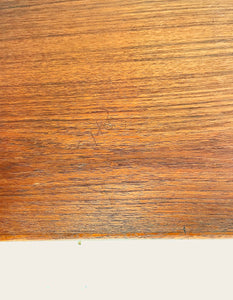 Lage Teak Kast