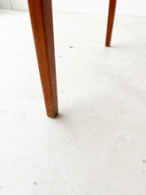 Afbeelding in Gallery-weergave laden, Vintage Nachtkastje
