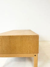 Afbeelding in Gallery-weergave laden, Laag tv-meubel / Ladekast, Ulferts
