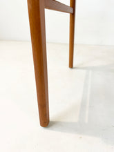 Afbeelding in Gallery-weergave laden, Zweedse Vintage Stoelen (set van 4)
