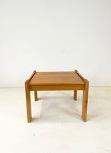 Afbeelding in Gallery-weergave laden, Cute Square Coffee Table
