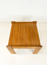Afbeelding in Gallery-weergave laden, Cute Square Coffee Table

