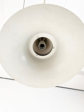 Afbeelding in Gallery-weergave laden, Bruine Metalen Hanglamp
