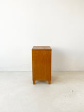 Load image into Gallery viewer, Zweeds Vintage Nachtkastje
