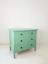 Afbeelding in Gallery-weergave laden, Opgeknapte Vintage Commode / Ladekast
