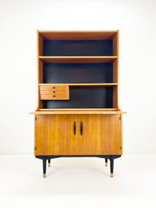 <transcy>Hugo Troeds Wallunit / Desk</transcy>